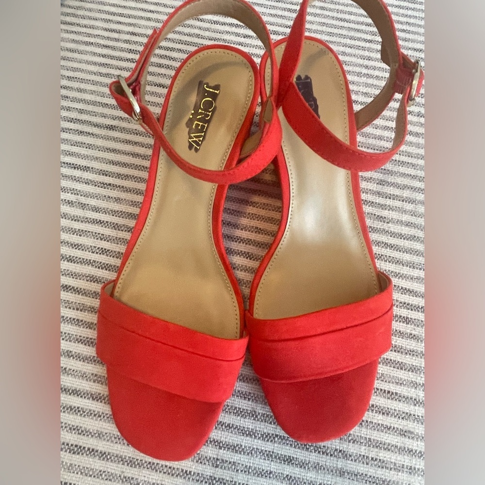 J. Crew Faux Suede Red Wedge Sandal Sz 7 New in Box - Picture 2 of 7